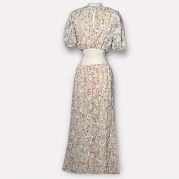 L.I.F.E. Butter Yellow Embroidered Cutout Maxi Dress Sz LRG Cottagecore Daisy - Picture 2 of 6